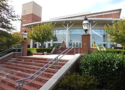 [photo, Robert F. Sweeney District Court Building, 251 Rowe Blvd., Annapolis, Maryland]