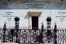 [photo, Wrought iron fence at base of Washington Monument, Mount Vernon Place, Baltimore, Maryland]