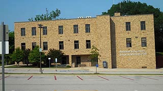 [photo, Business, Education and Social Sciences Hall, Community College of Baltimore County, Catonsville, Maryland]