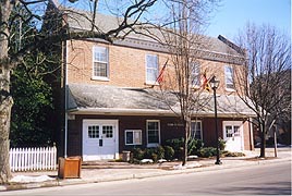 [photo, Town Hall, 14 South Harrison St., Easton, Maryland]