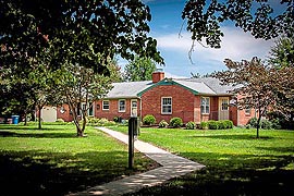 [photo, Edgar M. Bosley, Jr., Municipal Building, 300 Mill St., St. Michaels, Maryland]